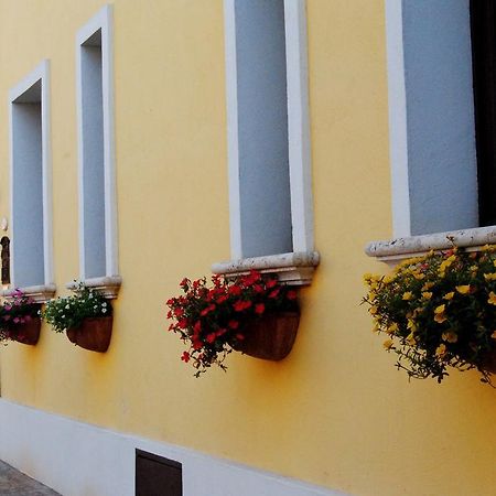 サルヴェ Anticadimora Dei Pepe Bed & Breakfast エクステリア 写真