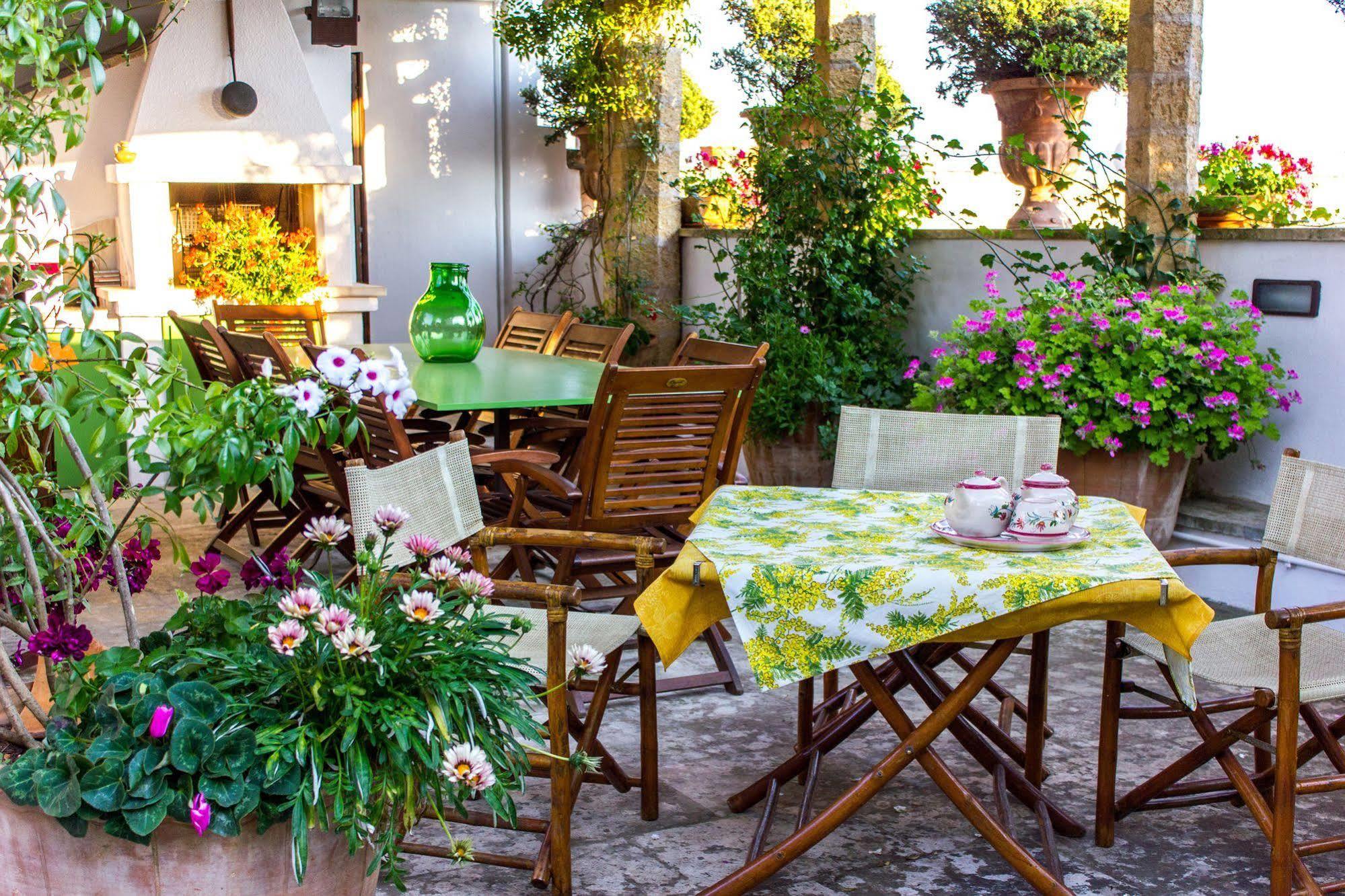 サルヴェ Anticadimora Dei Pepe Bed & Breakfast エクステリア 写真